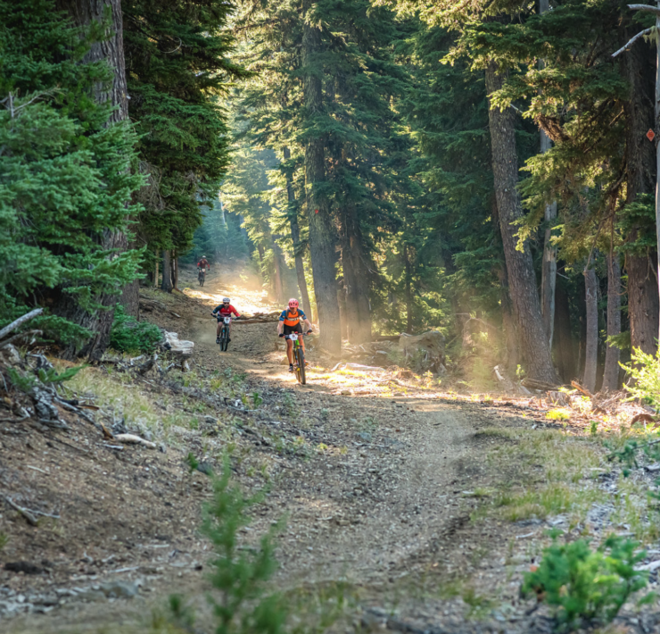 mountain bikers at ring of fire event