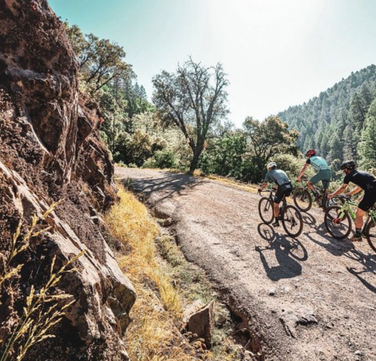 gravel cyclists at Heart of Gold Gravel event