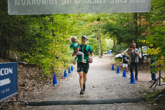 Artboard-1tania1 Worlds End Ultramarathon Runners