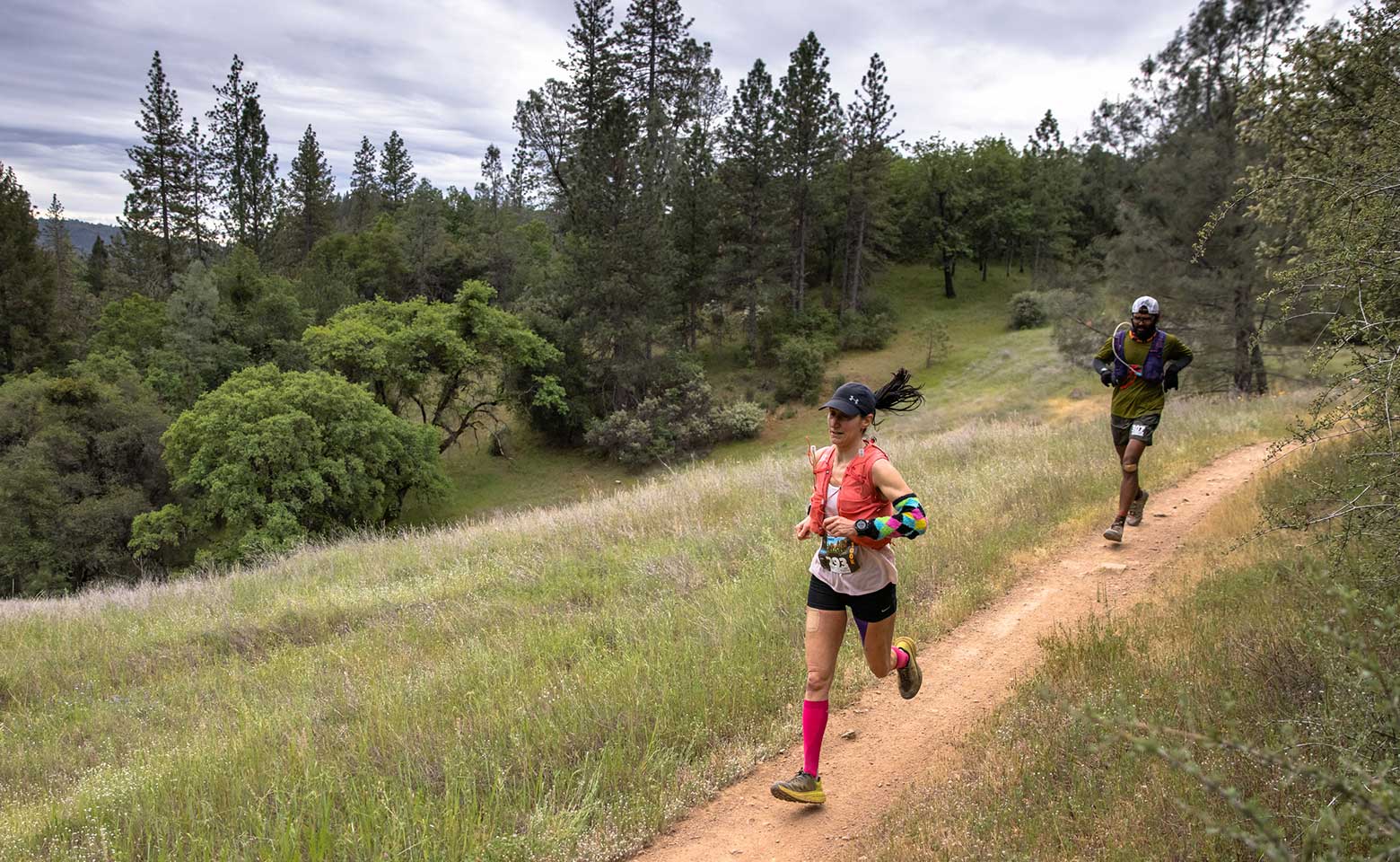 trail runners at the bear 100