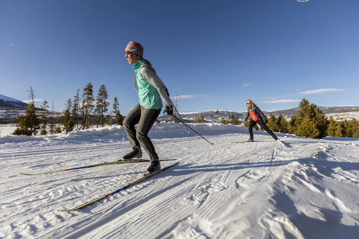 nordic skiiers in the rocky mountains