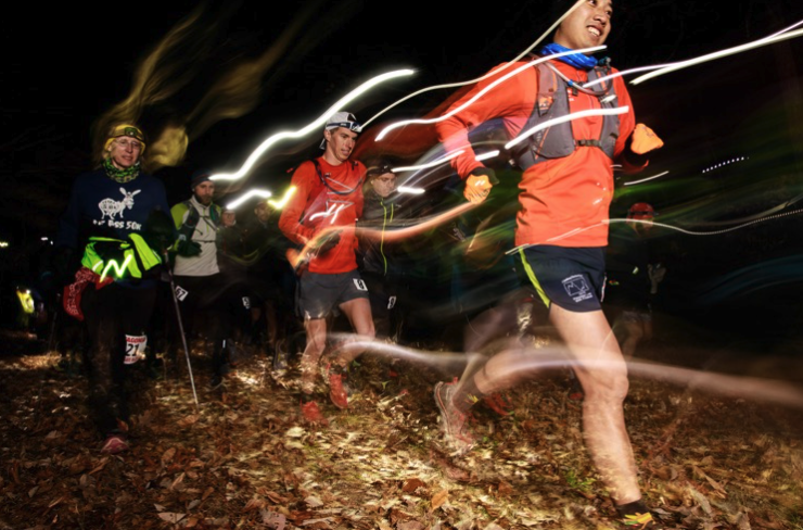 trail runners at Hellgate 100k