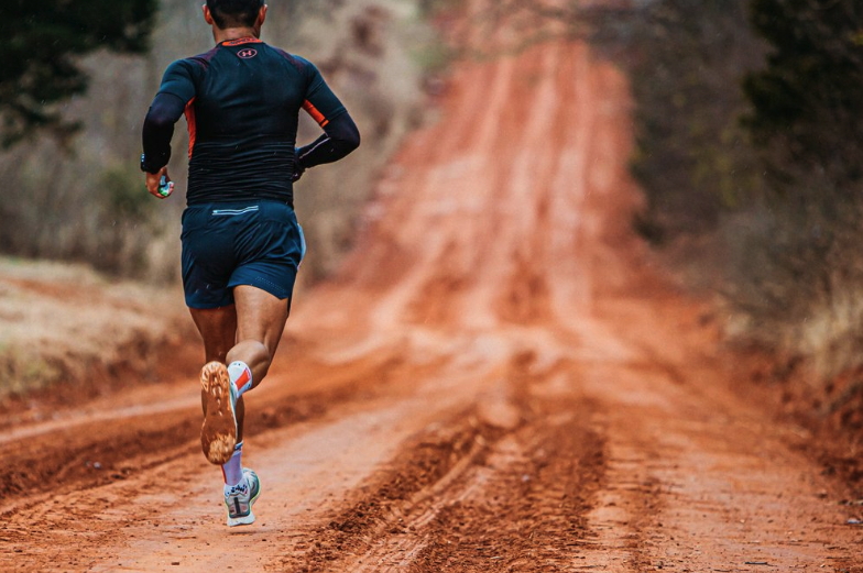 trail runner at the mid south 50k