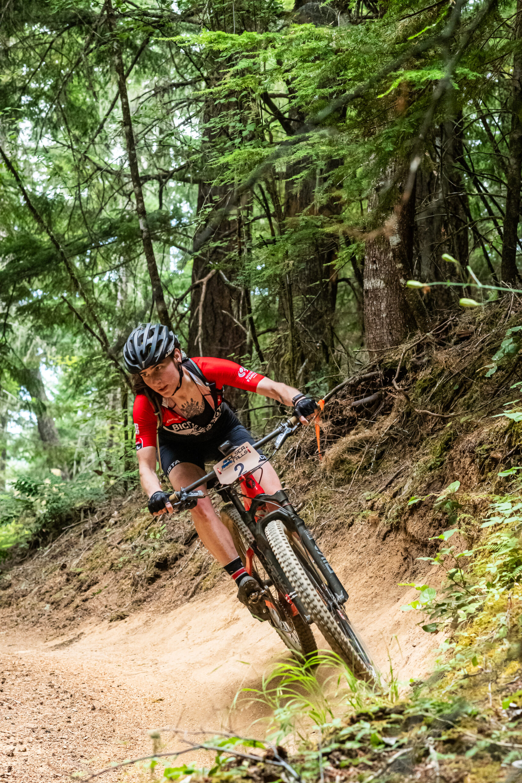 Solo rider on course of Oregon 6 Hour MTB