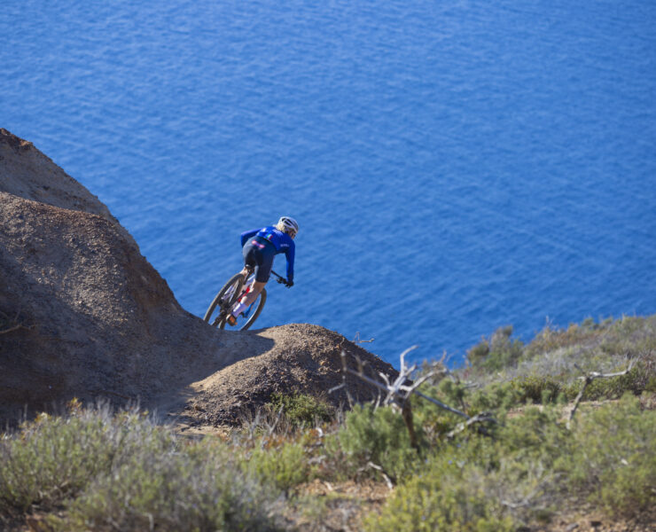 Rider on dramatic descent in Capoliveri Legend Cup